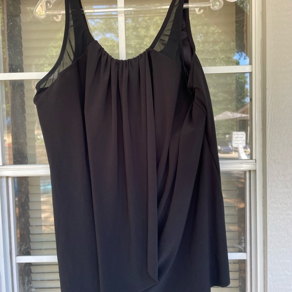 MIRACLESUIT SWIM TOP - Picture 1 of 5